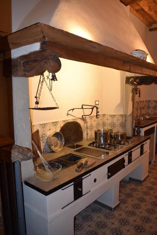 Il Carmine Charme & Terrace With Ac Apartment Лука Екстериор снимка