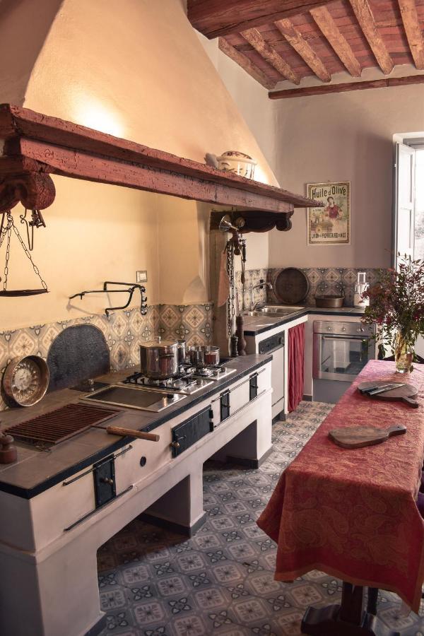 Il Carmine Charme & Terrace With Ac Apartment Лука Екстериор снимка