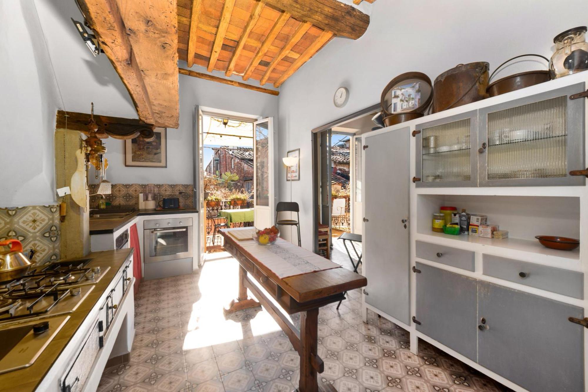 Il Carmine Charme & Terrace With Ac Apartment Лука Екстериор снимка