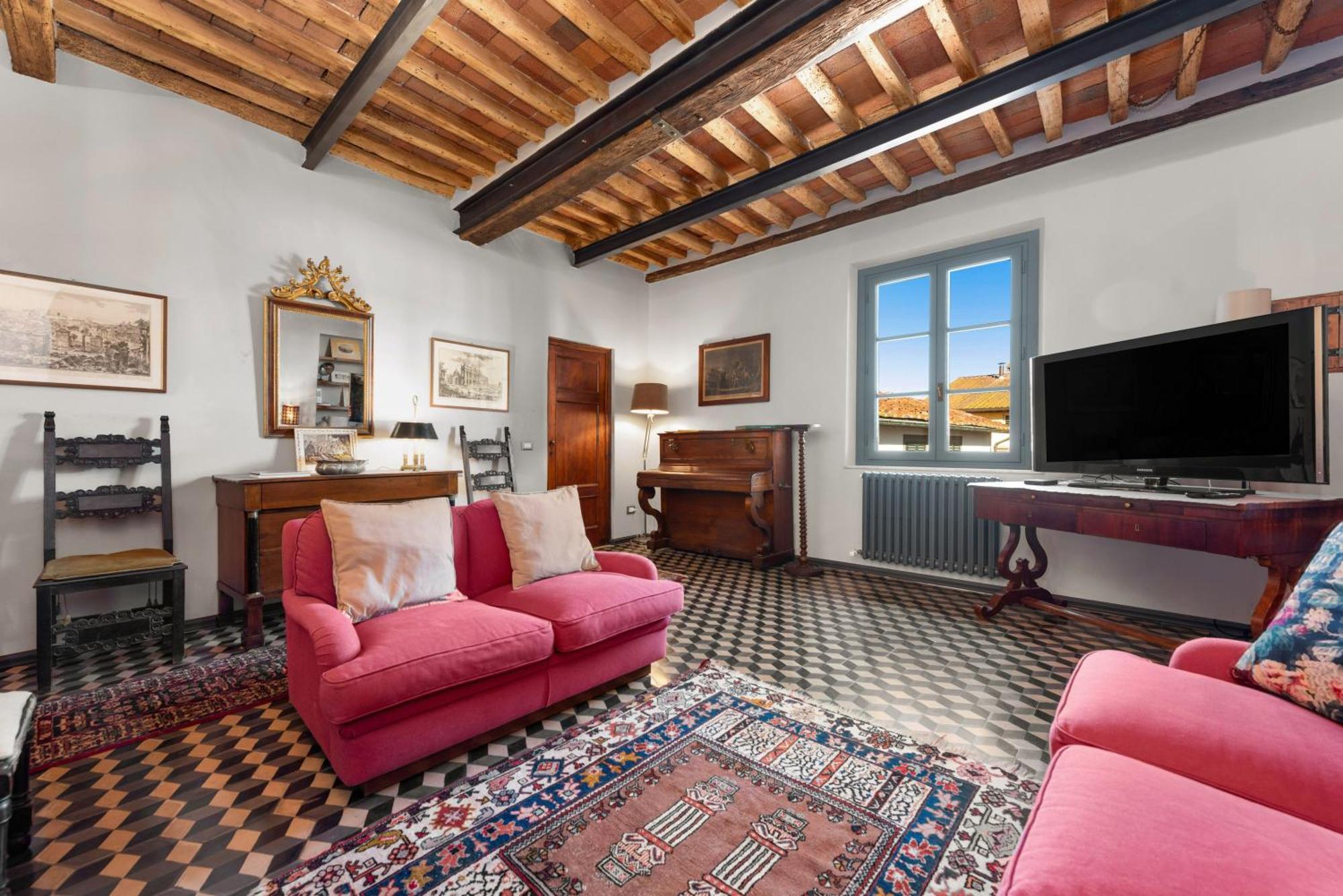 Il Carmine Charme & Terrace With Ac Apartment Лука Екстериор снимка