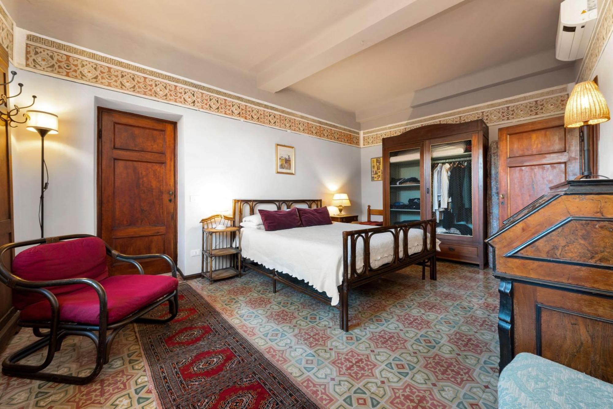 Il Carmine Charme & Terrace With Ac Apartment Лука Екстериор снимка